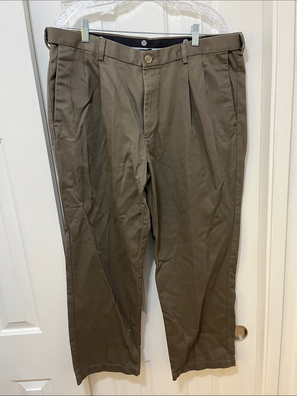 Haggar Olive Green Pleated Men's Chinos